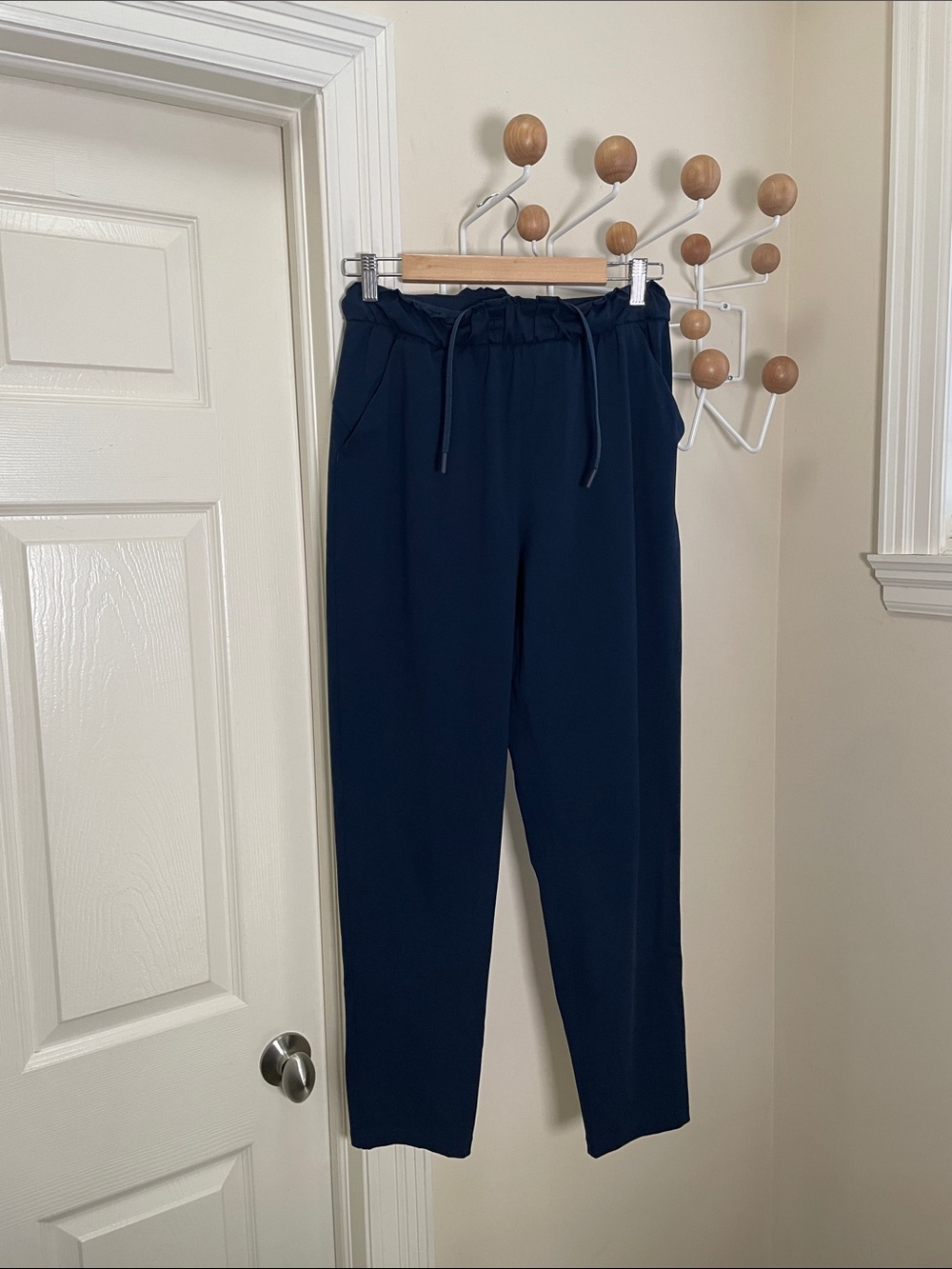 Lululemon - On The Fly Jogger Pants - Navy - 6
